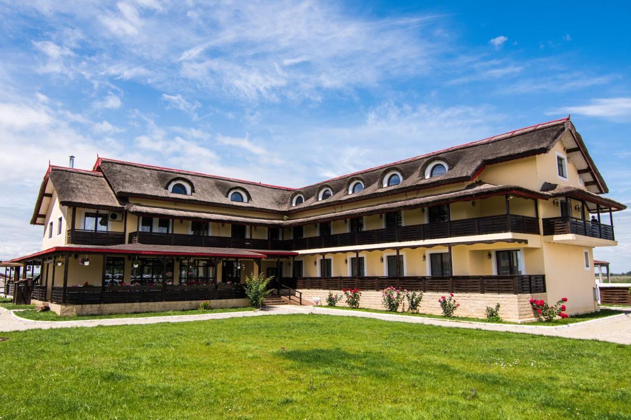 Pensiunea Danubiu Murighiol Exterior foto